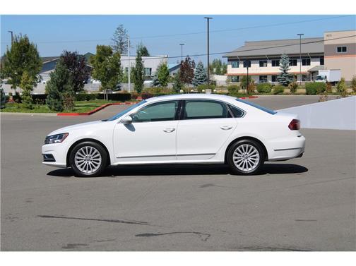 No Color 2017 Volkswagen Passat 1.8T SE
