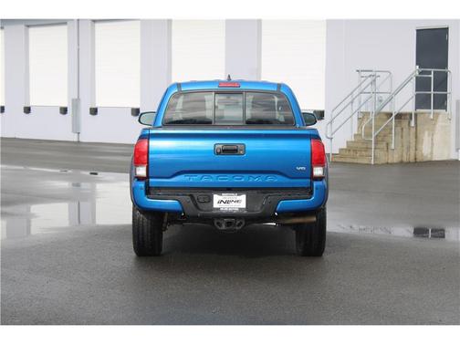 Blazing Blue Pearl 2017 Toyota Tacoma TRD Off Road