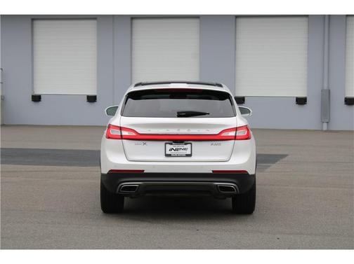 White Platinum Metallic Tri-Coat 2016 Lincoln MKX Reserve