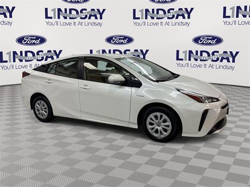 2019 Toyota Prius L