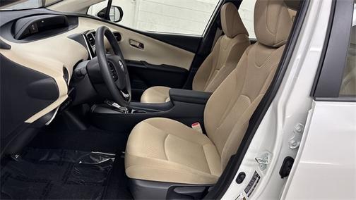 2019 Toyota Prius L