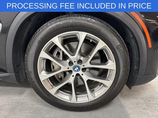 Black Sapphire Metallic 2025 BMW X5 PHEV XDRIVE50E