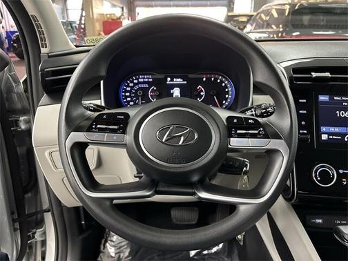 2024 Hyundai TUCSON SE