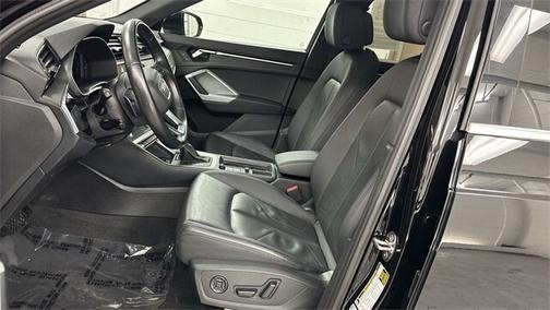 2024 Audi Q3 45 S LINE QUATTRO PREMIUM