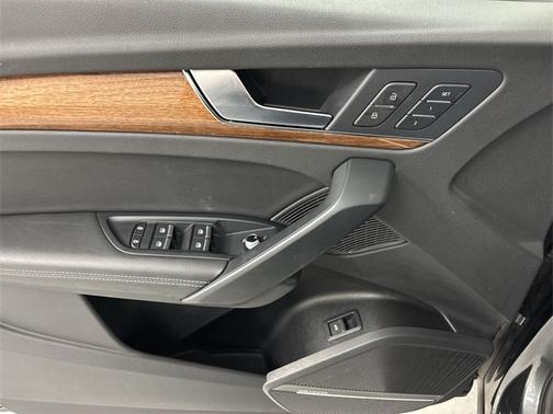 2023 Audi Q5 45 S LINE QUATTRO PREMIUM