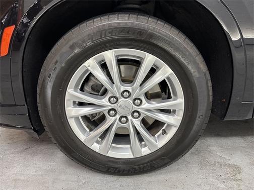 2024 Cadillac XT6 LUXURY