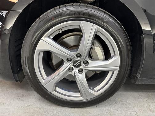 2024 Audi A6 45 QUATTRO PREMIUM