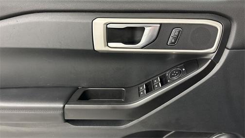 2020 Ford Explorer BASE