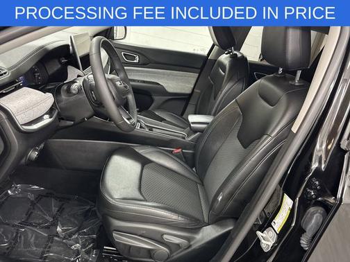 Diamond Black 2022 Jeep Compass LATITUDE