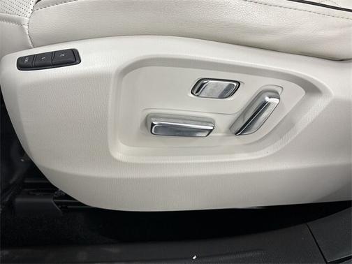 2022 Mazda CX-9 SIGNATURE