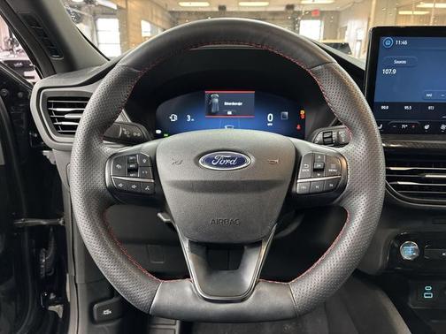2023 Ford Escape ST-LINE SELECT
