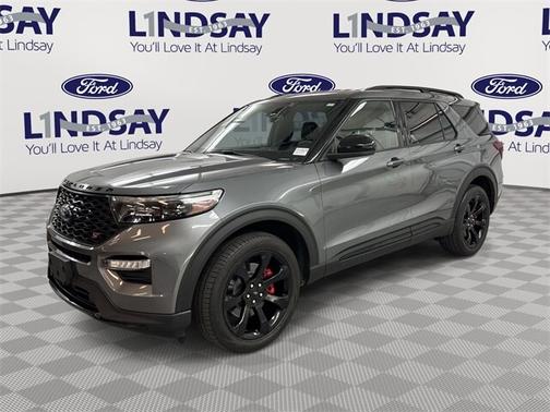 2022 Ford Explorer ST