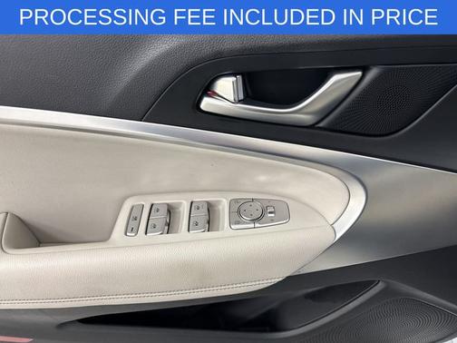 Alta White 2024 Genesis G70 2.5T