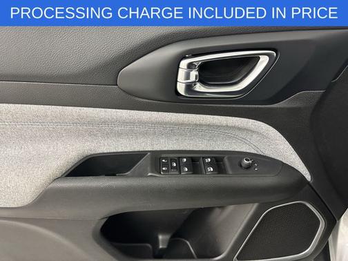 Silver Zynith 2024 Jeep Compass LATITUDE