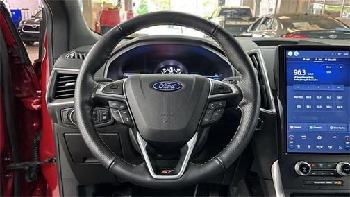 2022 Ford Edge ST
