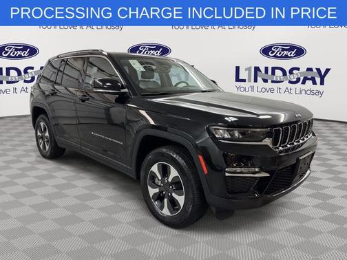 Diamond Black 2024 Jeep Grand Cherokee BASE