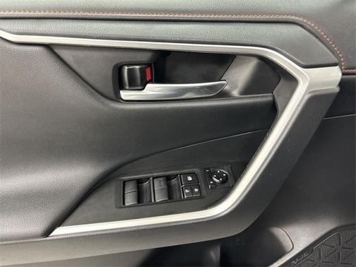 2021 Toyota RAV4 ADVENTURE