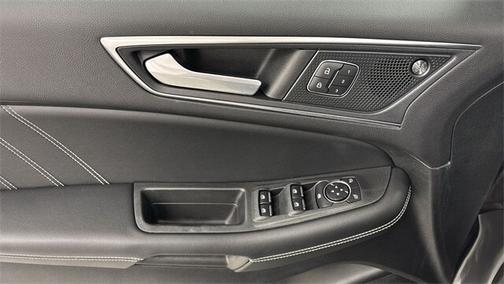 2022 Ford Edge ST