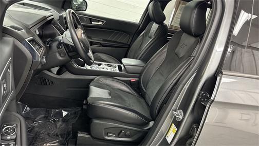 2022 Ford Edge ST