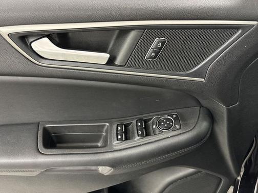 AGATE BLACK METALLIC 2023 Ford Edge SEL