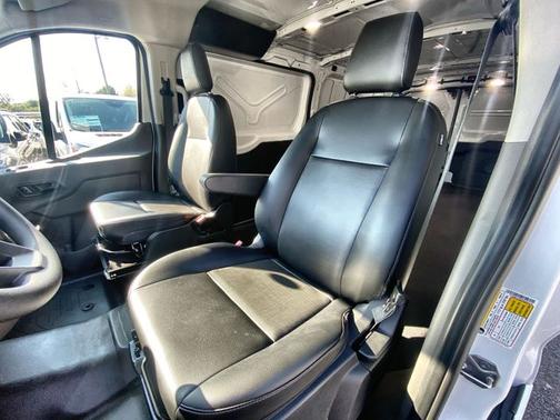 OXFORD WHITE 2023 Ford Transit-250 BASE