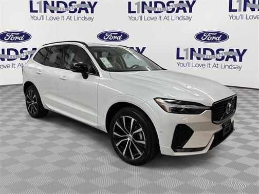 2024 Volvo XC60 B5 PLUS DARK THEME