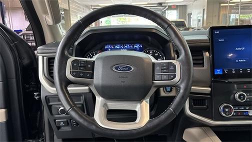 2022 Ford Expedition XLT