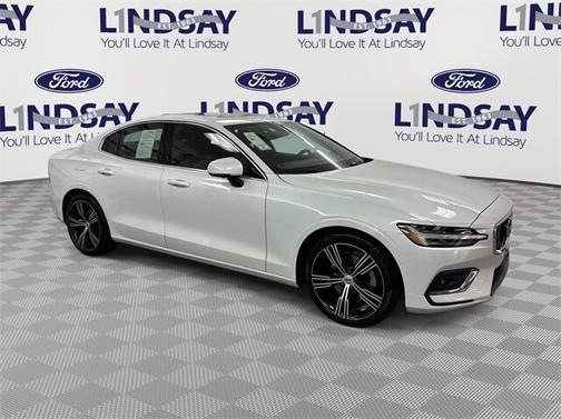 2021 Volvo S60 T5 INSCRIPTION