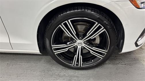 2021 Volvo S60 T5 INSCRIPTION