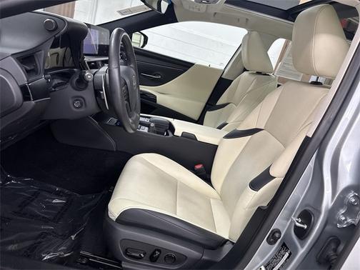 2022 Lexus ES 350 BASE