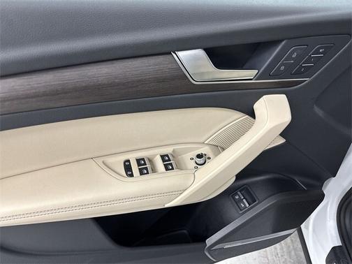 2024 Audi Q5 e 55 S LINE QUATTRO PREMIUM