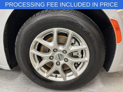 Silver Mist Clearcoat 2023 Chrysler Pacifica TOURING L