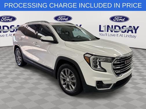 Summit White 2024 GMC Terrain SLT