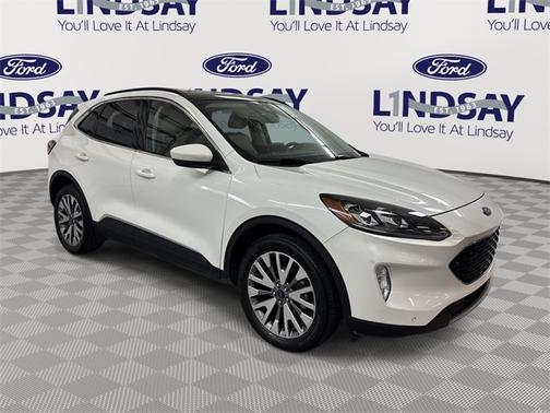 2022 Ford Escape TITANIUM