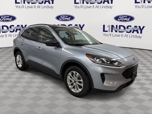 ICED BLUE SILVER METALLIC 2022 Ford Escape SE