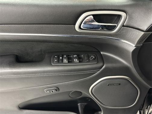 2017 Jeep Grand Cherokee SRT