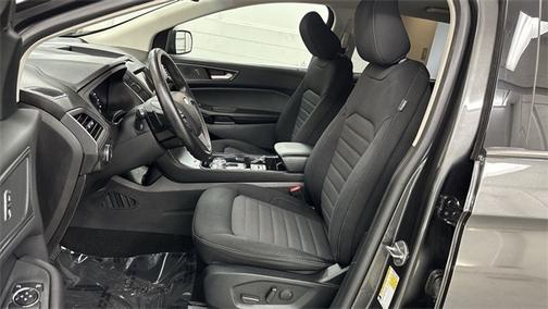 2020 Ford Edge SE