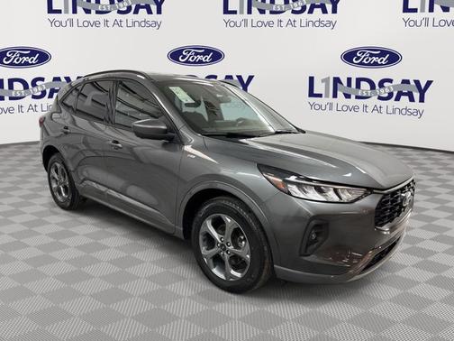 2023 Ford Escape ST-LINE SELECT