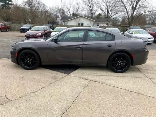 2017 Dodge Charger SE