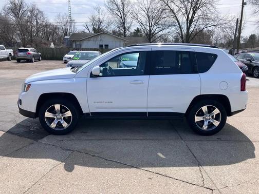White 2017 Jeep Compass High Altitude