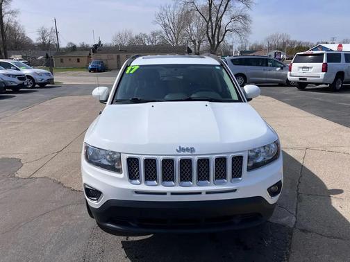 White 2017 Jeep Compass High Altitude