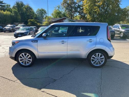 2019 Kia Soul +