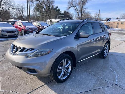 2012 Nissan Murano LE