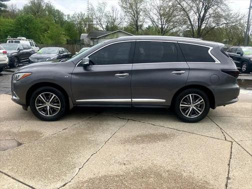 2017 INFINITI QX60 Base