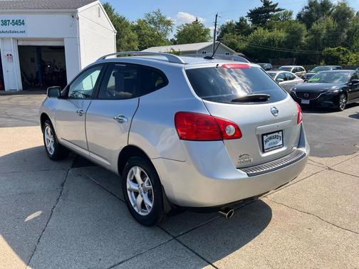 2010 Nissan Rogue SL