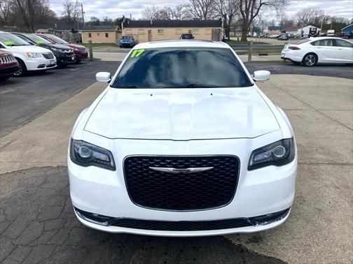 2017 Chrysler 300 S