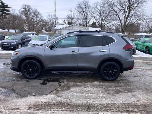 2018 Nissan Rogue SV