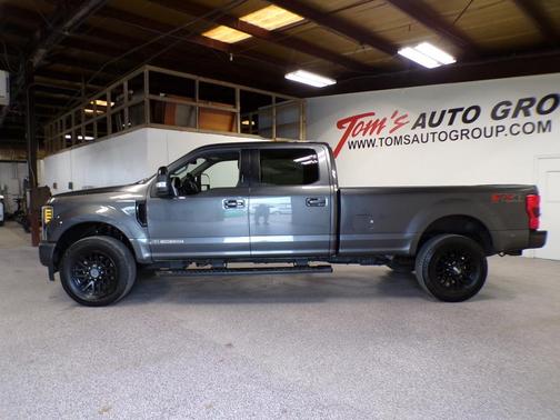 Dark Gray 2019 Ford F-250 Lariat