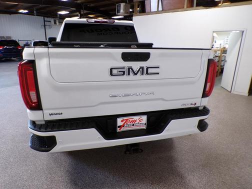 2022 GMC Sierra 2500 AT4