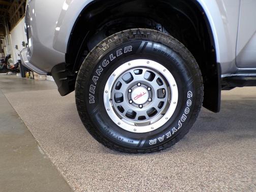2017 Toyota Tacoma TRD Sport